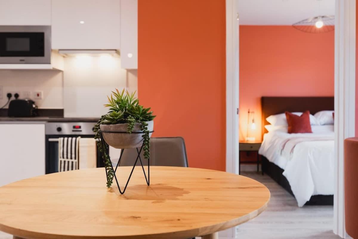 Stayzeni, Hardwick House Derby 2 Bed Apartment Extérieur photo